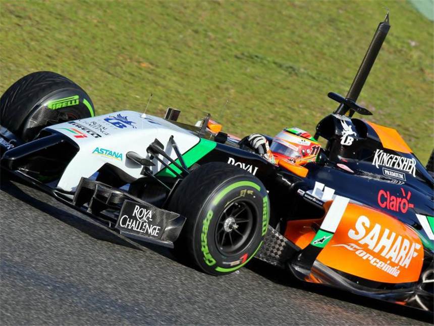 Force-India-Pilot Peréz Schnellster beim Testauftakt Sergio Peréz raste auf dem Bahrain International Circuit zur Bestzeit. Foto: Jens Büttner