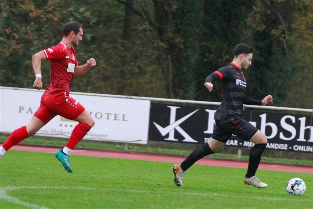 Werner SC holt einen Punkt in Roxel Serhad Gün war beim 1:0 für den Werner SC alleine durch und musste nur noch einschieben.