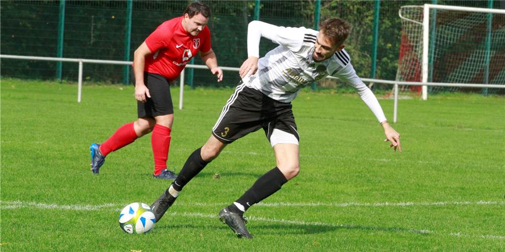 Eintracht Werne bleibt ungeschlagen – trotz erstmaligem Rückstand Serkan Adas erzielte einen Treffer beim Evenkämper Sieg.