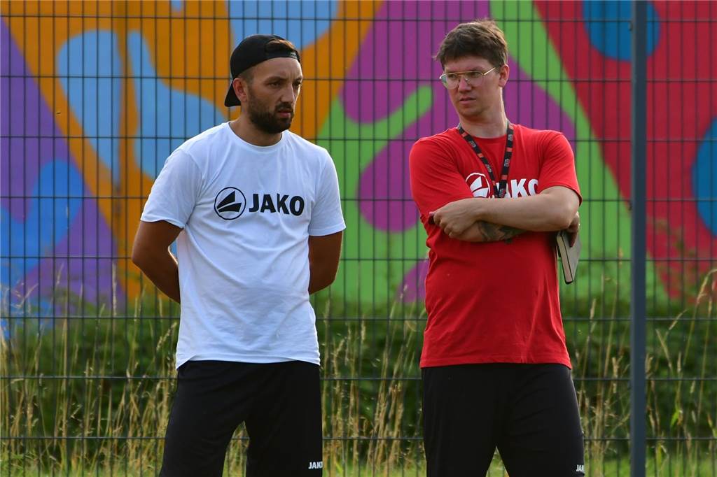 Janis Leenders agiert nur noch als Spieler des Werner SC II Serkan Özsakis (l.) und Mario Naß haben das Zepter von Janis Leenders übernommen.