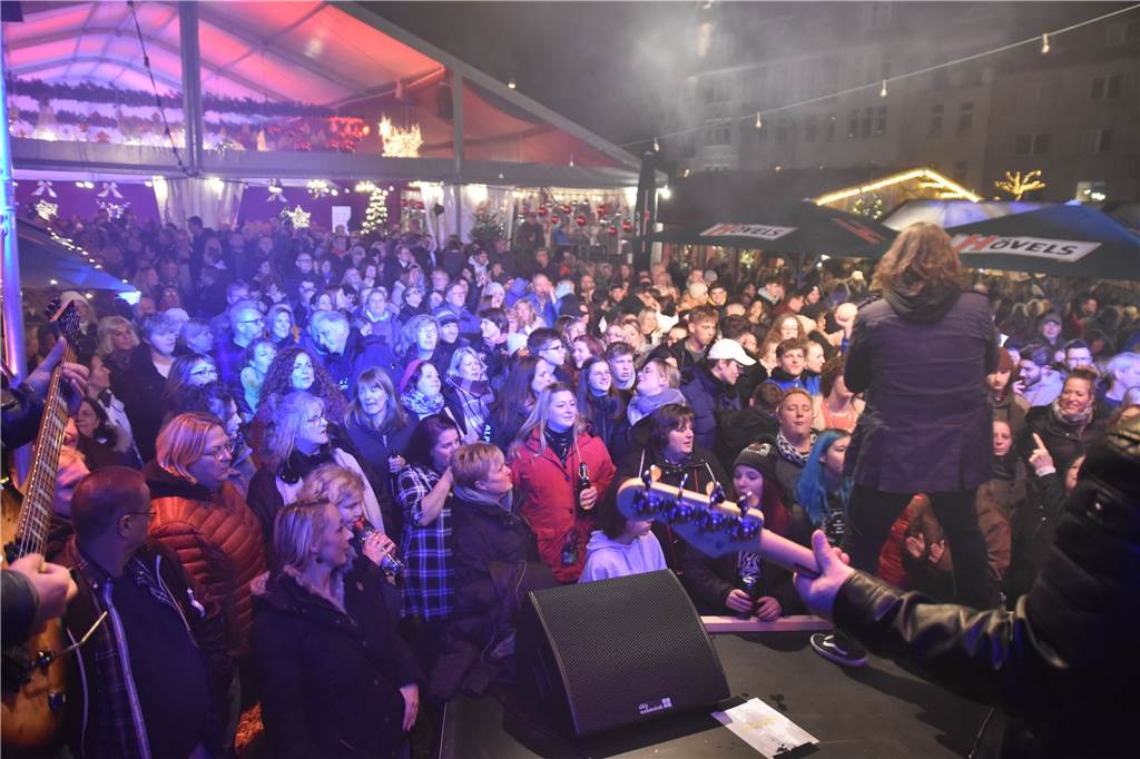 Seven Cent am 26.11.2022 auf der Bühne bei Ab ins Zelt Open Air