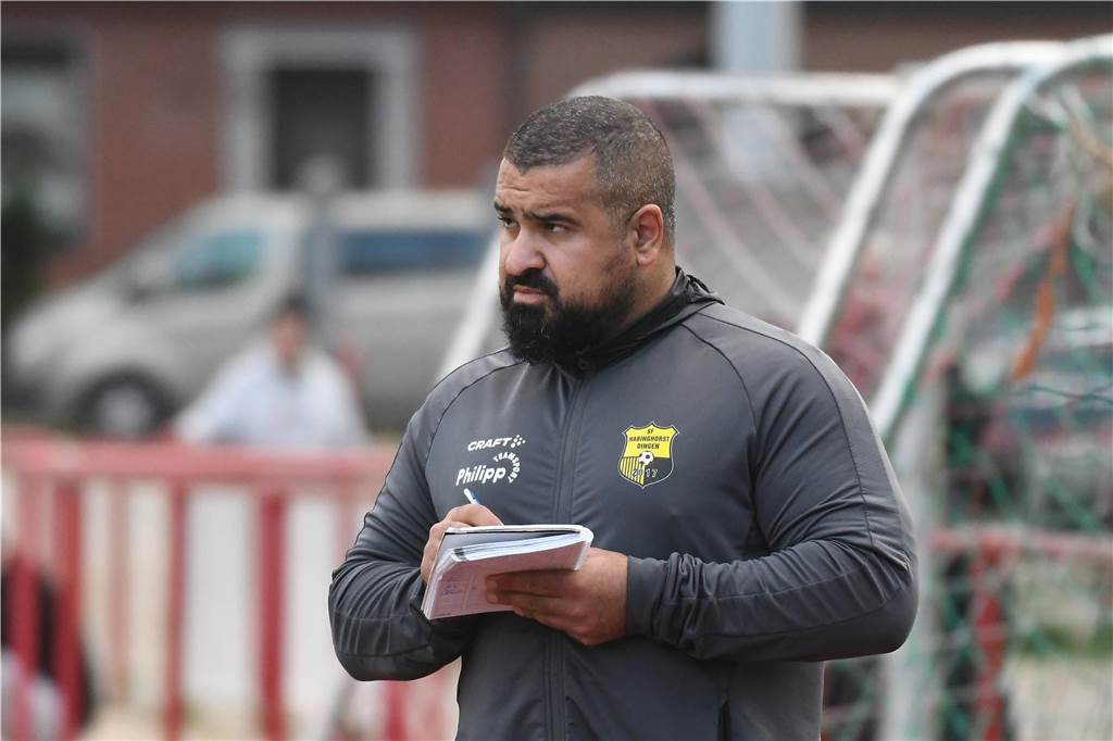 SF-Trainer Aykut Hezer war unzufrieden mit der Leistung seiner Mannschaft.