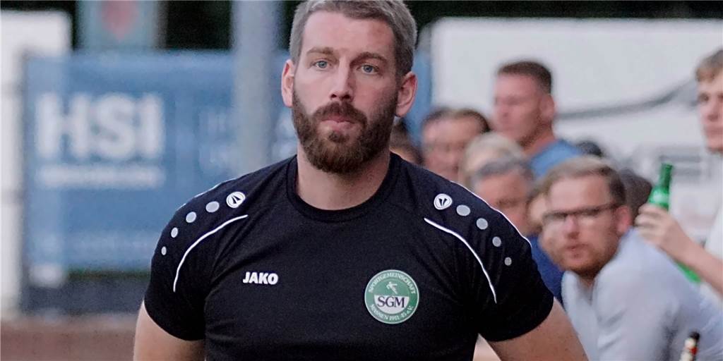 Nächste Packung in Körne: SG Massen schliddert immer tiefer in die Krise SGM-Coach Marco Köhler am Rande der Pokalpartie gegen Rhynern – auch das Auswärtsspiel in Körne ging verloren.