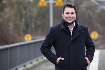 Shawn Glaeser hat am Dienstag (1.2.) seinen ersten im Bahntower in Berlin. Der Lüner wird dort Leiter der Geschäftsstelle des Europäischen Betriebsrates der Deutschen Bahn. 