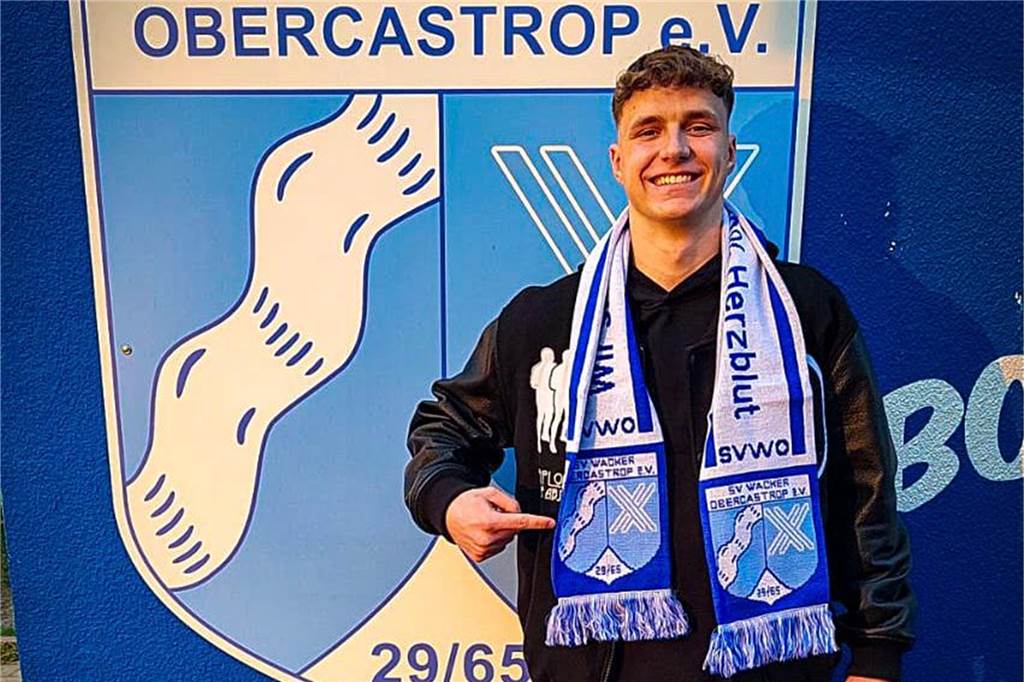 Wacker Obercastrop holt Allrounder (18) – Spieler des RSV Holthausen sorgte für Wechsel Sichtlich stolz auf die neuen Farben: Jermaine Rupieper