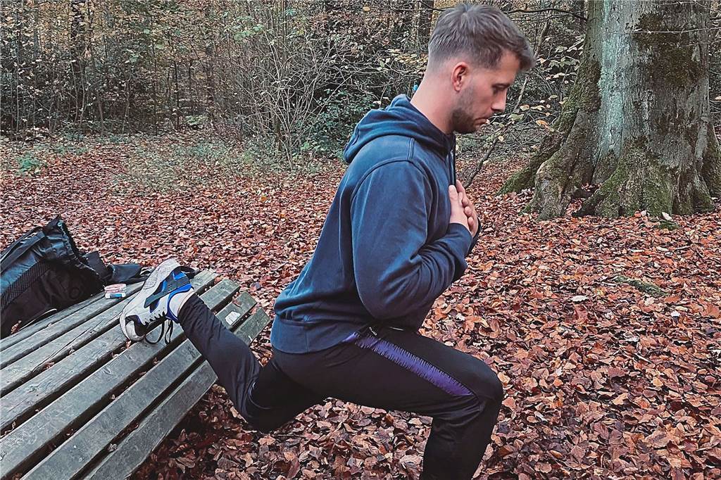 Schwerter Fußballer und Studioleiter war entsetzt über den Fitnesszustand seiner Kollegen Sidney Capraro hielt sich auch zu Zeiten des Lockdowns eigenständig fit.