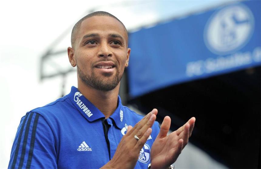 Schalkes Sidney Sam hält sich in Bochum fit Sidney Sam hält sich derzeit beim VfL Bochum fit.