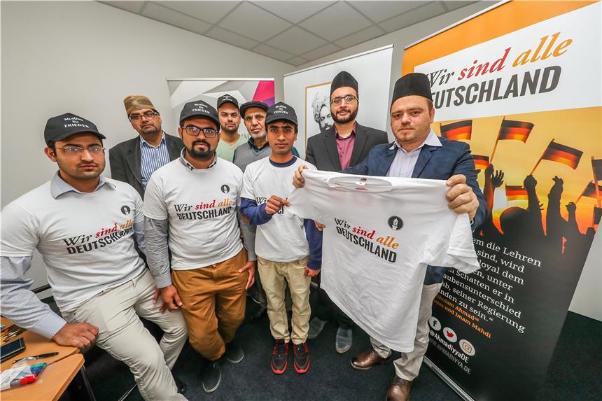 Eine Minderheit auf Mehrheitsmission Sie alle sind an der Aktion „Wir sind alle Deutschland“ beteiligt: die Ahmadiyya-Muslime in Dortmund.
