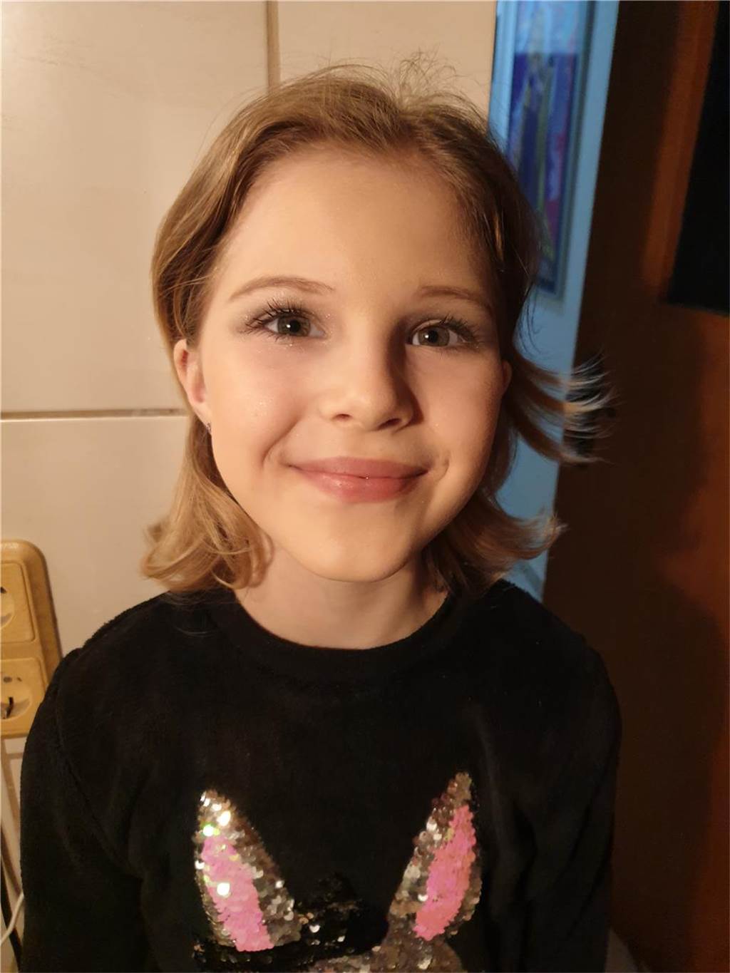 Liah (8) hat den Krebs besiegt: „Wir sind sehr stolz auf unsere Kämpferin“ „Sie ist wieder die Alte", sagt Isabell Wiemer zu ihrer Tochter Liah.