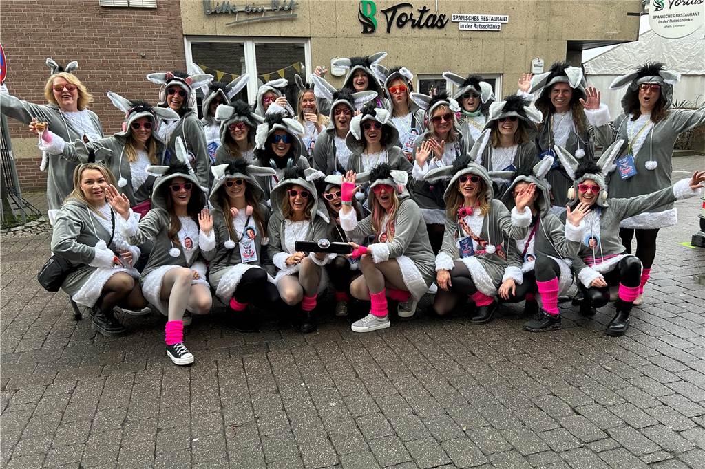 Weiberfastnacht im Olfener Rathaus