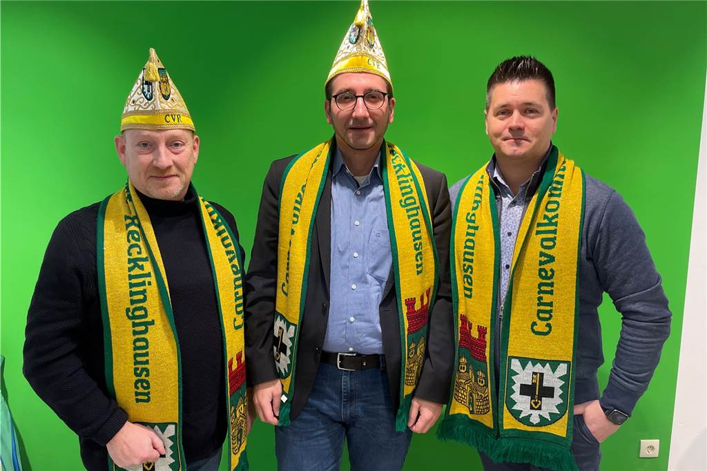 Rosenmontagsumzug 2023: Die Karnevalisten stehen in den Startlöchern Rainer Feldhege, Daniel Rabe und Magnus Kirsch vom Carnevalkomitee Vest Recklinghausen in den Redaktionsräumen der Recklinghäuser Zeitung