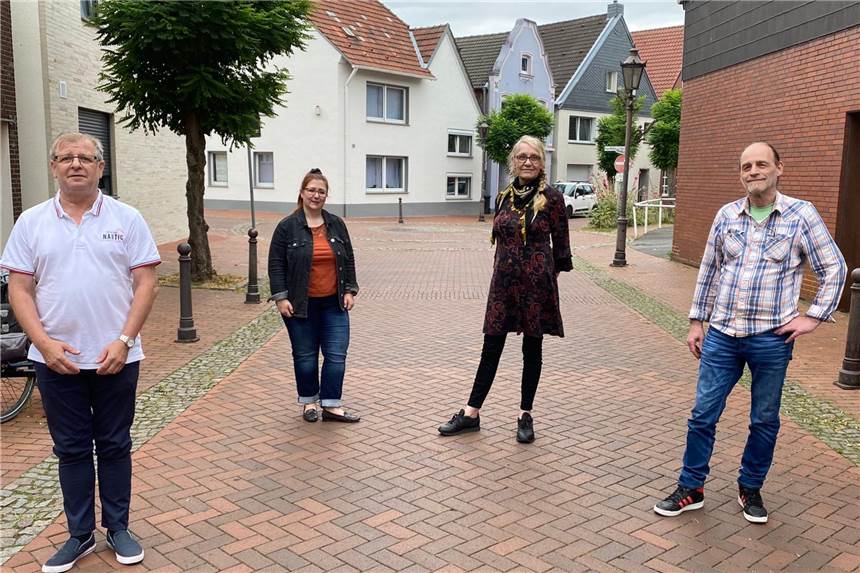 Kleine Partei will zurück in den Halterner Stadtrat Siegfried Burger, Anisha Bania, Michaela Kerstan, Knut Jaschinski besetzen für die Partei Die Linke die vier ersten Listenplätze.
