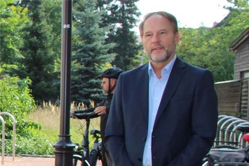 Bauen in Haltern: „Auch den Kindern eine Chance geben, sich anzusiedeln“ Siegfried Schweigmann: „Mit unseren riesigen Wasserflächen, Wald- und Erholungsgebieten werden wir im Vergleich zu vielen Nachbarstädten und Regionen immer im obersten Zehntel aller lebenswerten Städte bleiben. Das sollten wir uns hier in Haltern am See durchaus viel öfter bewusst machen.“