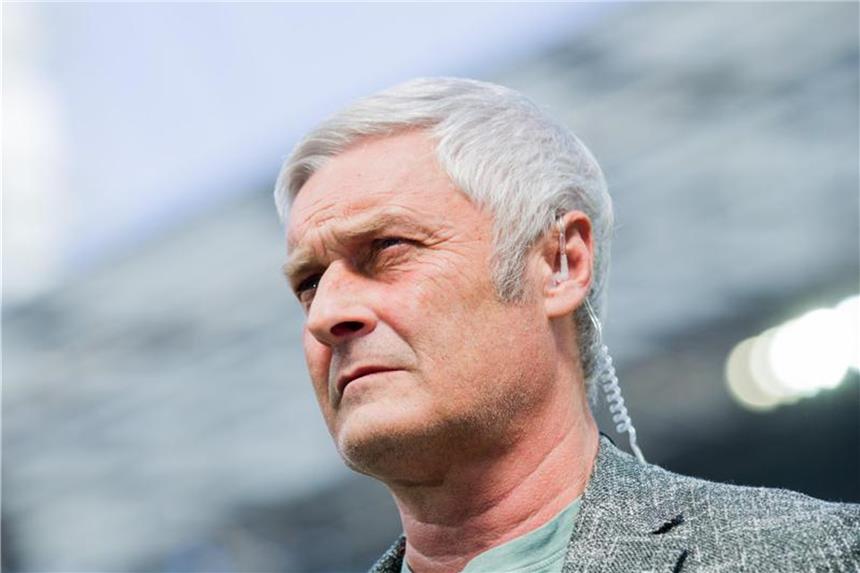 FC-Sportchef Veh: Köln und HSV „werden hart arbeiten müssen“ Sieht auf die beiden Bundesliga-Absteiger in der 2. Liga gefordert. Foto: Rolf Vennenbernd