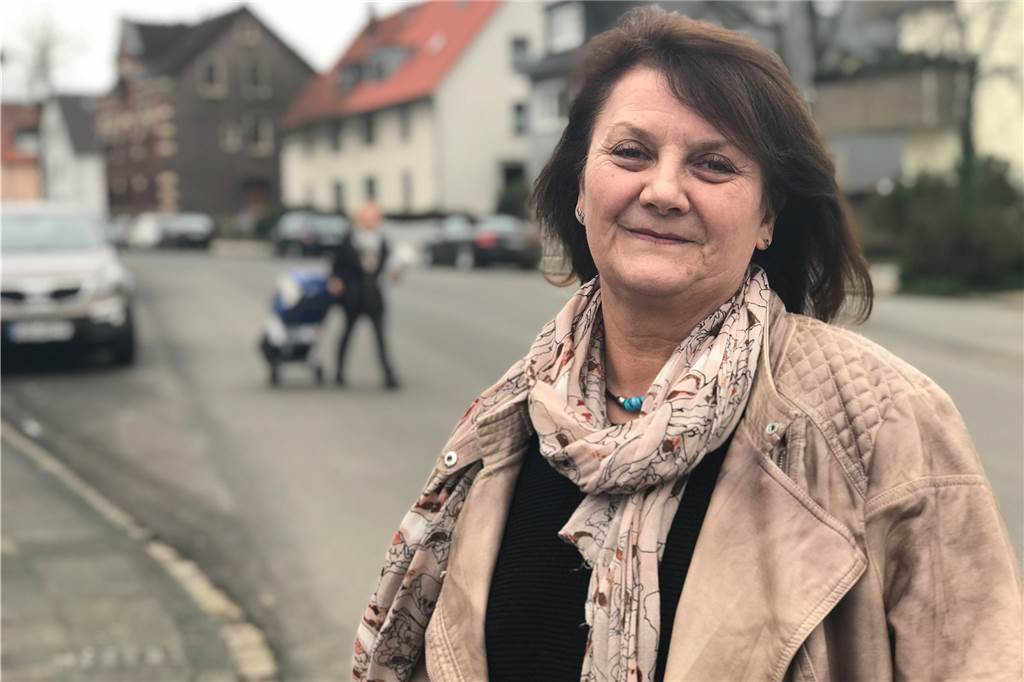 Dorf Rauxel: Eine sehr ruhige Gegend, aber die Geselligkeit fehlt Sigrid Wilken an der Wilhelmstraße. Sie ist vor allem morgens, wenn die Eltern ihre Kinder zur Schule bringen, viel befahren.