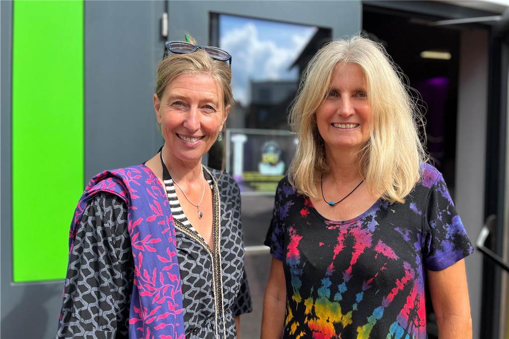 Ensemble sucht Verstärkung: „Das Theater bietet Wurzeln und Flügel“ Auf dem Foto sind Silke Eumann und Anne Drüppel zu sehen.
