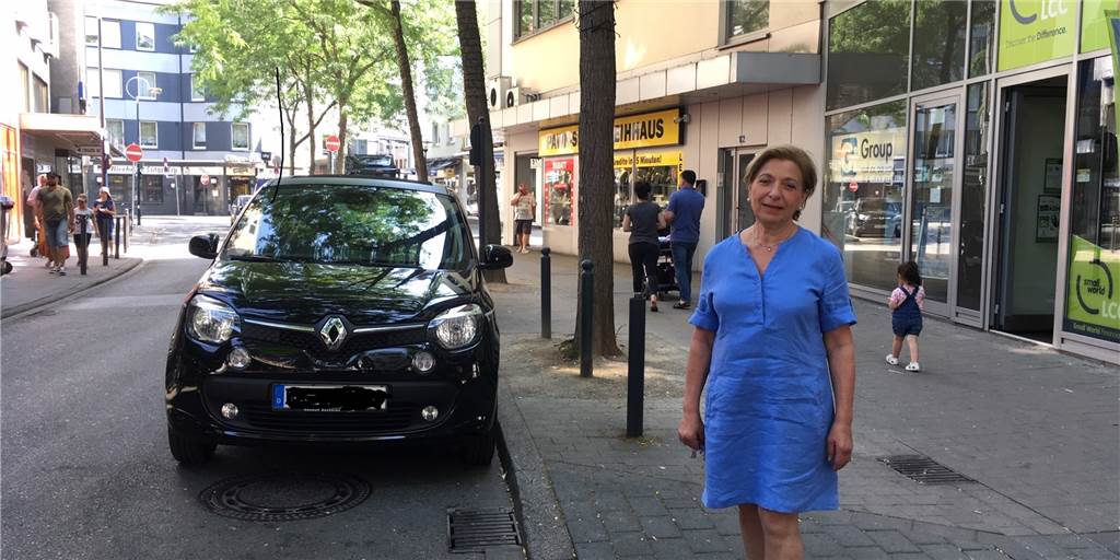 Verändert das Konzerthaus die Brückstraße? Anwohnerin: „Chance verpasst“ Silvana Feighofen-Onofrietti in ihrem Quartier: Seit 1961 lebt sie im Brückstraßen-Viertel.