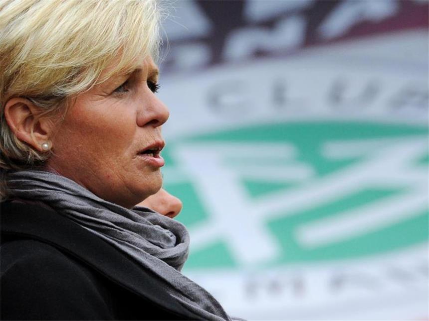Deutschlands Kader für die Fußball-Frauen-WM in Kanada Silvia Neid nominierte 23 Spielerinnen für die WM. Foto: Thomas Eisenhuth