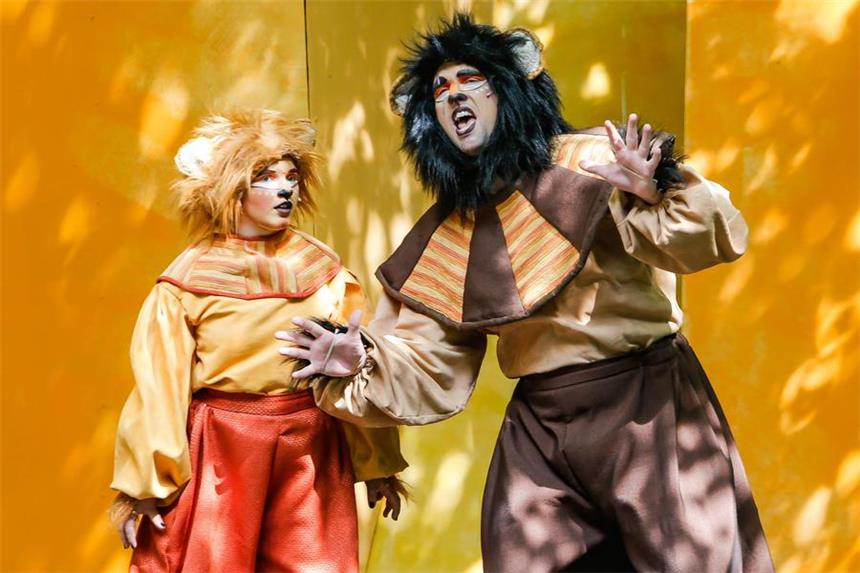 „Simba! König der Tiere" erobert die Naturbühne Hohensyburg "Simba! König der Tiere" begeisterte auf der Naturbühne Hohensyburg.