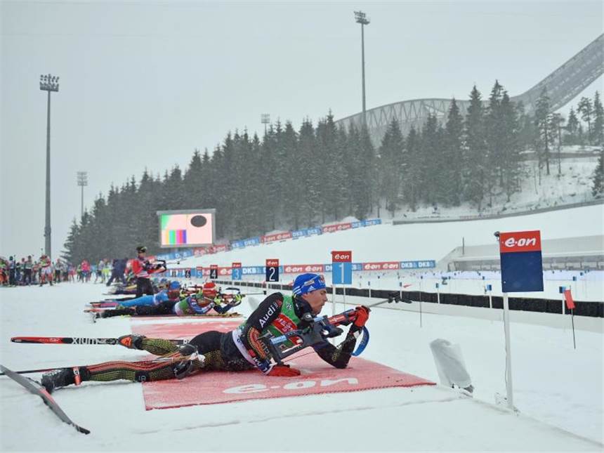 Deutsche Biathleten Mitfavoriten im WM-Sprint von Oslo Simon Schempp hat sich eine besondere Taktik ausgedacht. Foto: Hendrik Schmidt