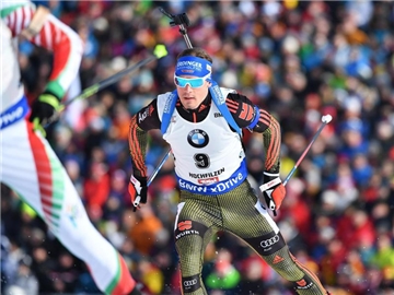 Simon Schempp will im 20-Kilometer-Rennen noch einmal angreifen. Foto: Martin Schutt