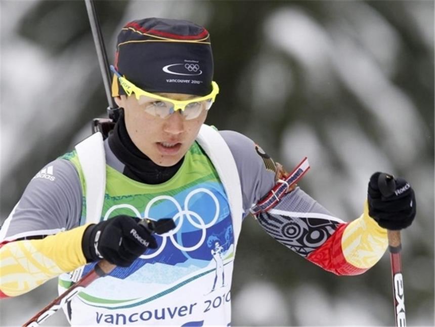 Neuner stürmt zu Gold: «Das ist der Wahnsinn» Simone Hauswald kämpft sich durch die Loipe.