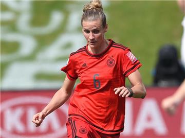 Simone Laudehr leidet unter einer leichten Bauchmuskelzerrung. Foto: Carmen Jaspersen