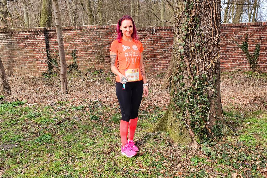 „Schweinehund besiegen“: Wie man einen Halbmarathon schafft - und was Anfänger beachten müssen Simone Pirnke, Läuferin des FC Nordkirchen, macht schon seit acht Jahren bei verschiedensten Wettkämpfen über die Langdistanz mit.