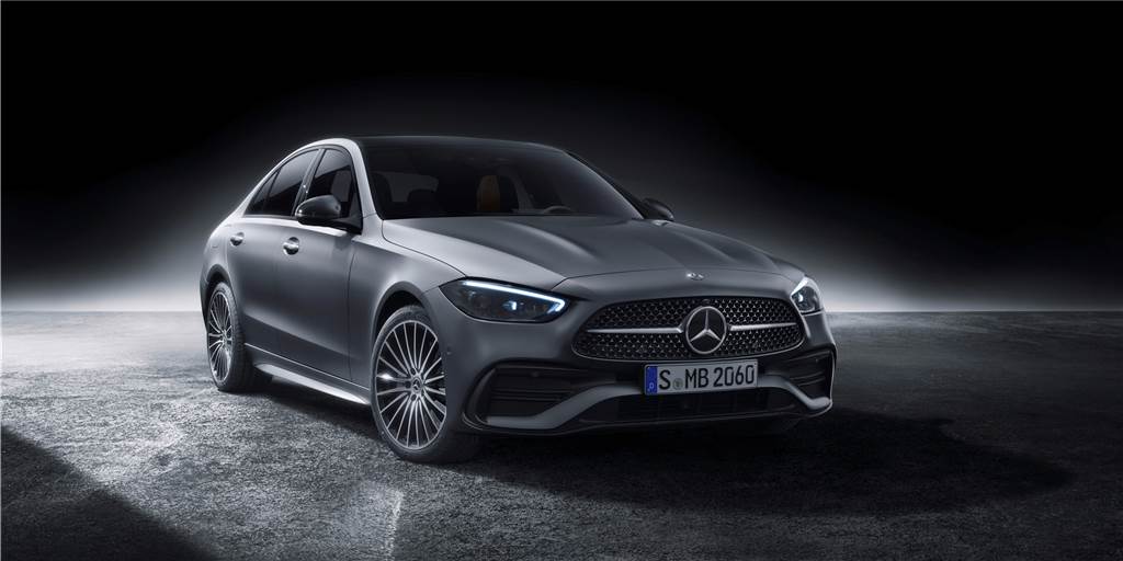 Luxuskarossen von Europcar und Sixt gemietet: 48-Jähriger brachte sie nie zurück Sixt und Europcar bekamen ihre Mercedes C-Klassen nicht zurück und erstatteten Anzeige. Der Mann, der die Wagen ausgeliehen hatte, meldete die Wagen als gestohlen. (Symbolbild)