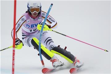 Slalomfahrerin Christina Geiger in Aktion. Foto: Charles Krupa