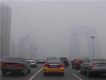 Smog in Peking. Foto: Stephan Scheuer