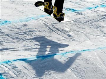 Snowboard ist bei den Paraqlympics eine Alpin-Disziplin. Foto: Julian Stratenschulte