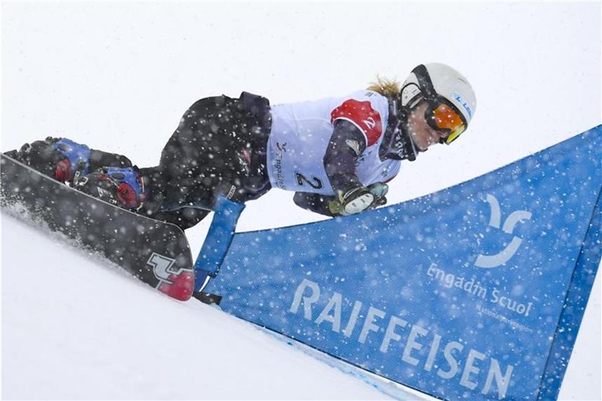 Olympia-Zweite Jörg beendet beste Snowboard-Saison mit Sieg Snowboarderin Selina Jörg in Aktion. Foto: Gian Ehrenzeller/KEYSTONE