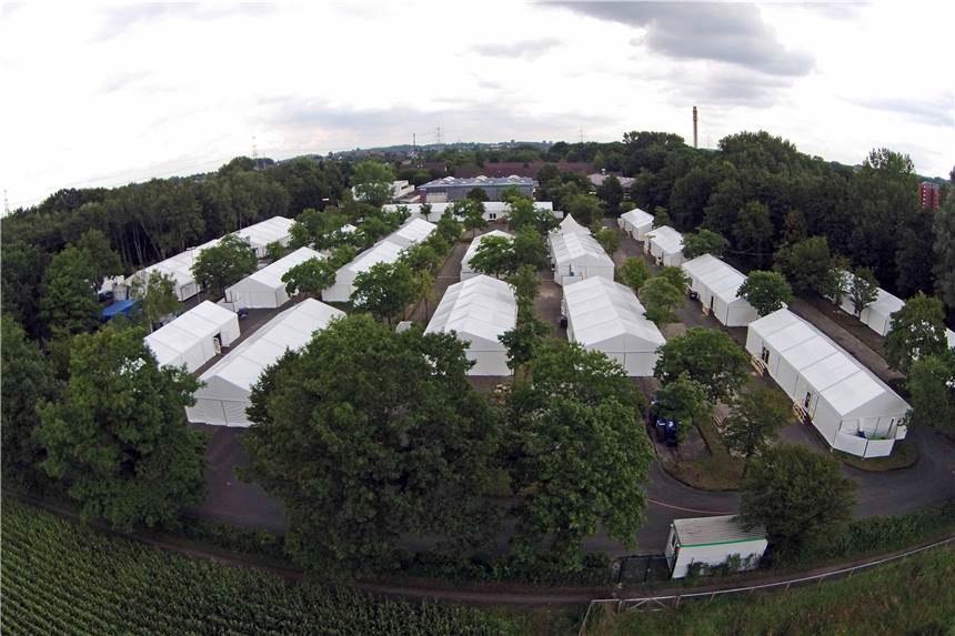 Erstaufnahmeeinrichtung in Bork: Termin für Bürgerversammlung steht fest So ähnlich wie die Zeltstadt aus dem Jahr 2015 soll auch die neue aussehen, die jetzt in Bork am LAFP entsteht.