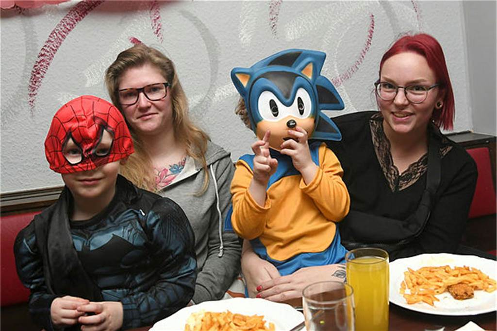 Kinderkarneval: So bunt haben die kleinen Jecken gefeiert So bunt haben die kleinen Karneval-Fans in Castrop-Rauxel gefeiert.