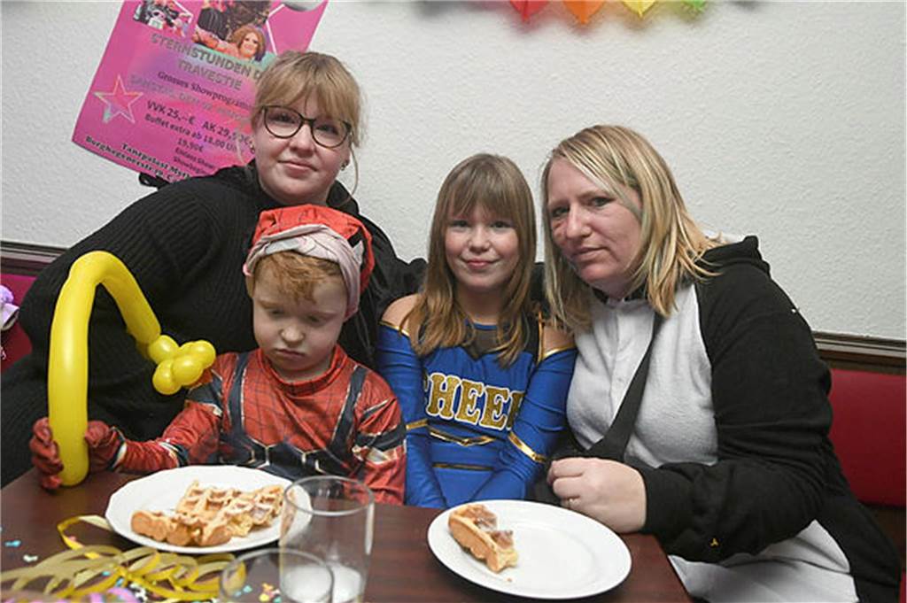 So bunt haben die kleinen Karneval-Fans in Castrop-Rauxel gefeiert.