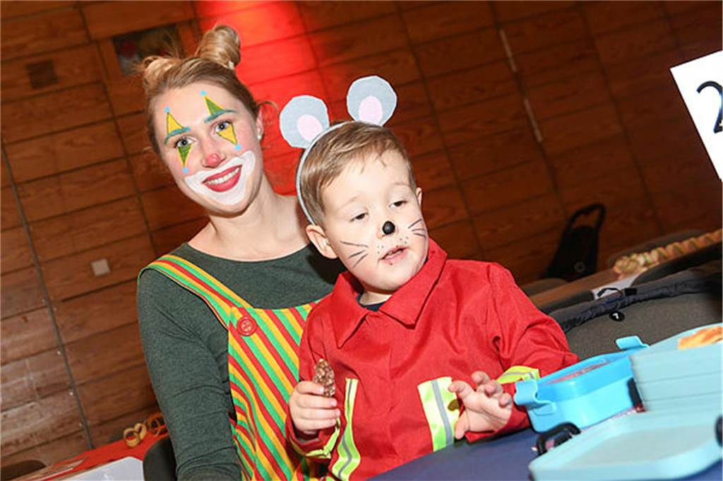 So bunt haben die kleinen Karneval-Fans in Castrop-Rauxel gefeiert.