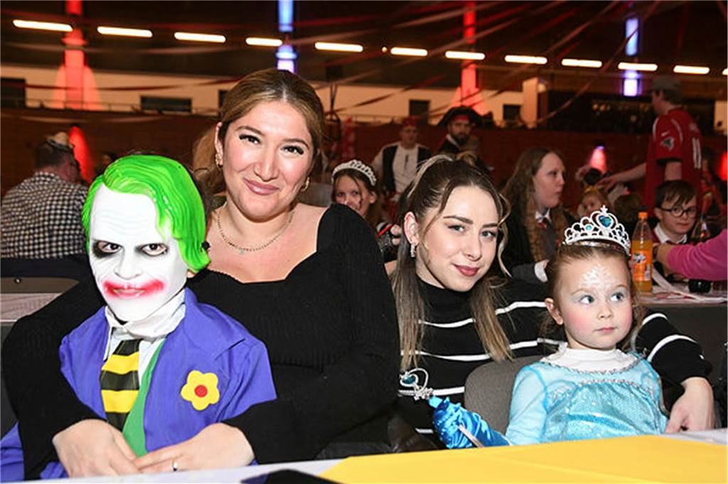 So bunt haben die kleinen Karneval-Fans in Castrop-Rauxel gefeiert.