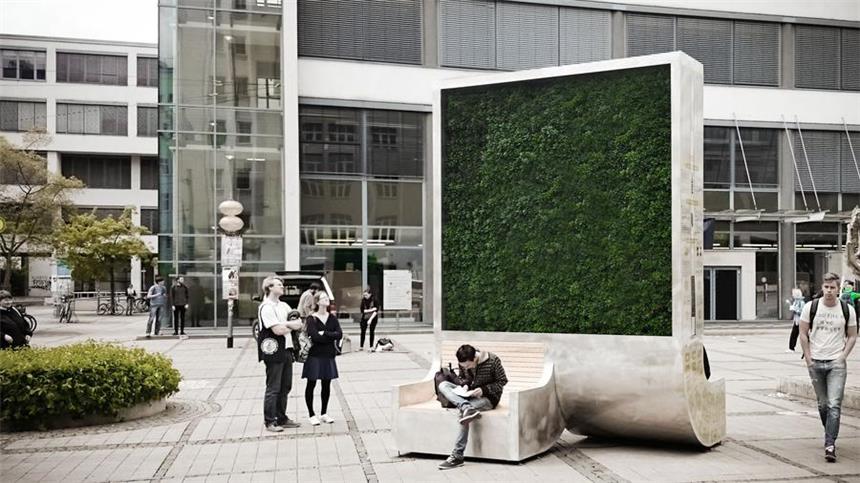 "City-Tree" soll die Luft in Castrop-Rauxel säubern So eine Mooskultur-Stele wollen die Stadtwerke in Castrop-Rauxel aufstellen. Dieses Foto stammt aus Jena.