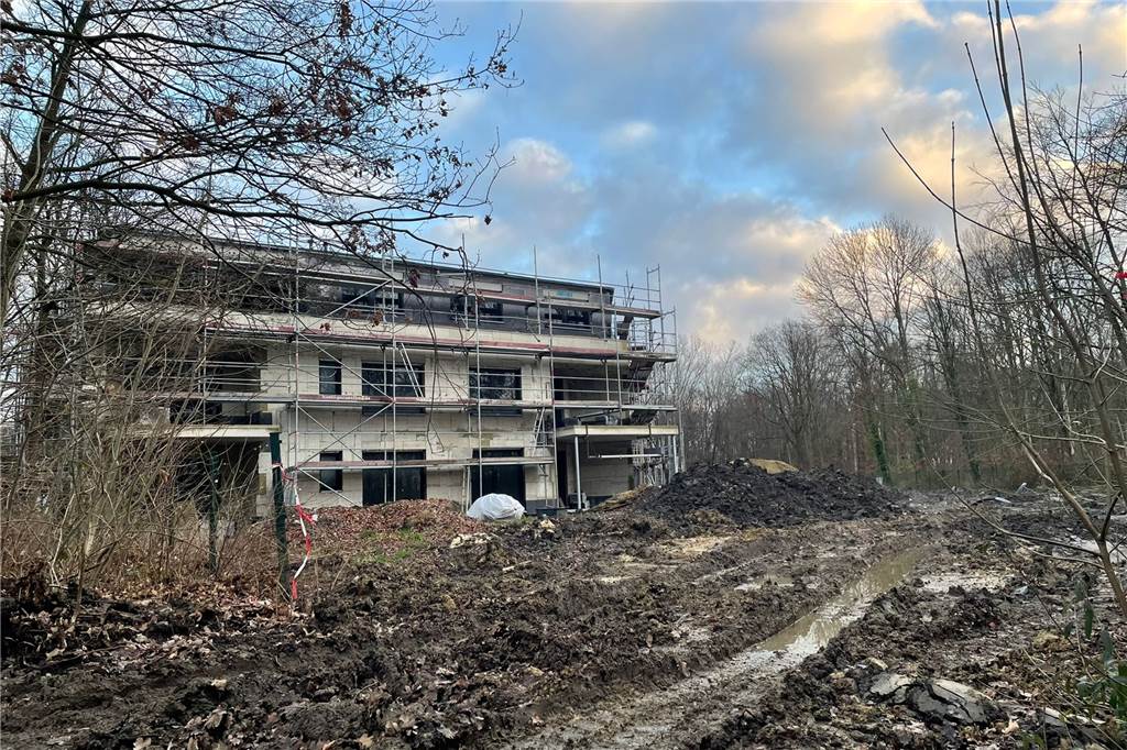 Neubau am Pädagogenweg in Selm: Vermietung für drittes Haus startet bald So haben die Mehrfamilienhäuser im Februar 2022 ausgesehen.