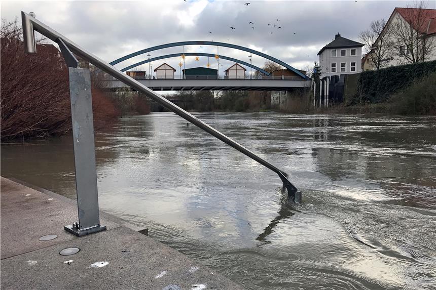 Lippepegel auf Höchststand des Winters So hoch war die Lippe Mitte Dezember. Mittlerweile ist ihr Pegel sogar noch höher.
