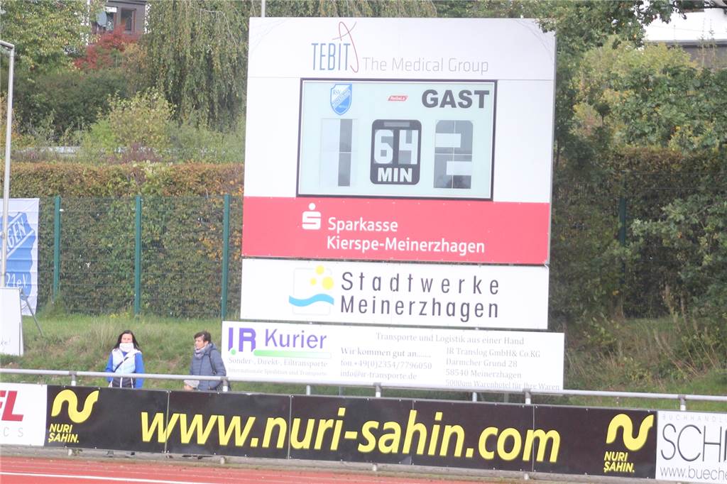 Traum von Anzeigentafel: Holzwickeder SC plant Investition für sein Stadion So in etwa würde die neue HSC-Anzeigentafel aussehen. Der RSV Meinerzhagen verfügt bereits über eine Ergebnis-Tafel.