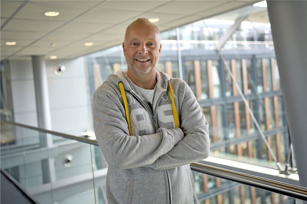 Ein TV-Star im Team: Als Frank Buschmann mit dem ATV Haltern in die Oberliga aufstieg So kennen wir ihn aus dem TV: Moderator Frank Buschmann.