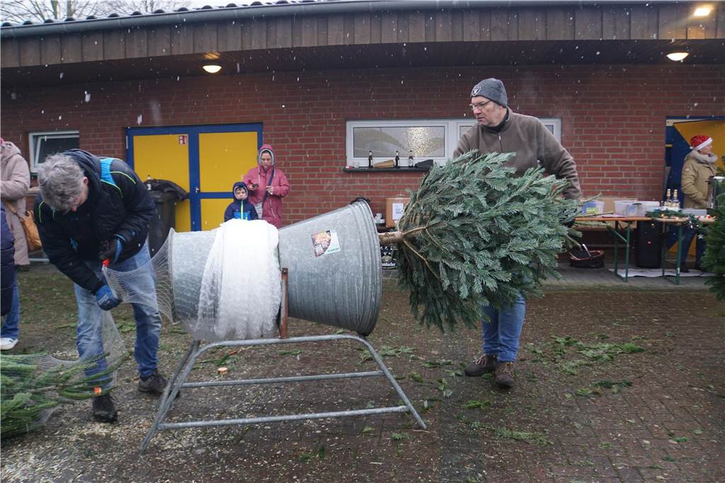So lief der Weihnachtsbaumverkauf des SV Herbern 2024.