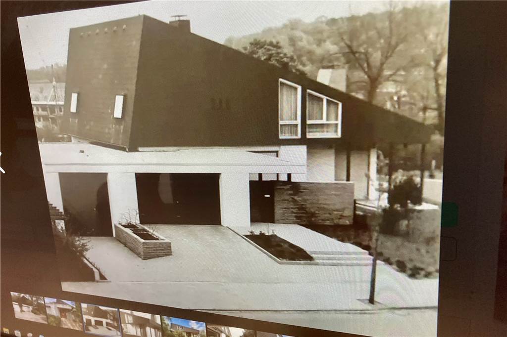 Exklusive Immobilien: Sehen so gerade die Traumhäuser für Käufer aus? So sah das Haus kurz nach der Fertigstellung 1966 aus. Damals ein echtes Traumhaus.