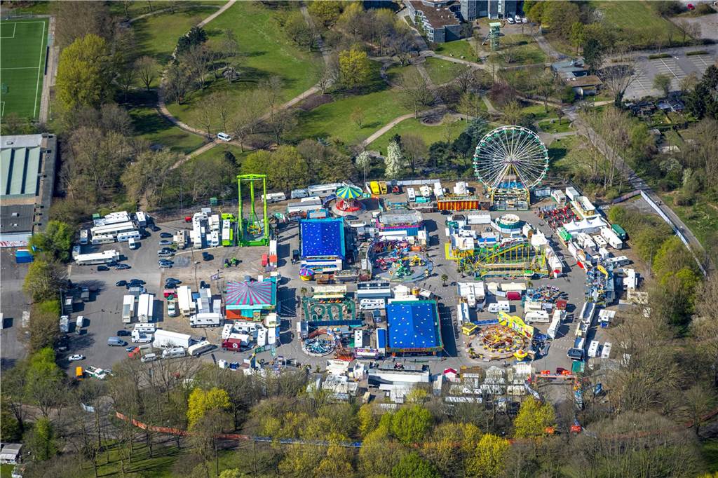 Dortmunds Osterkirmes wird wieder eingezäunt: Schausteller bleiben bei Corona-Konzept So sah die Fredolino-Kirmes 2022 in Dortmund aus der Luft aus.