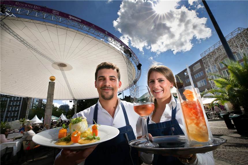 Auf dem Friedensplatz wird ab Donnerstag geschlemmt So sah es 2017 aus. Am 2. August startet Gourmedo 2018.