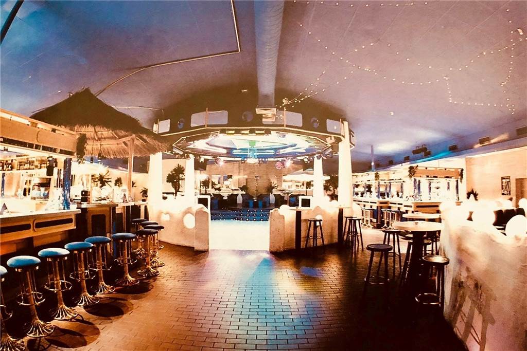 Revival-Partys lassen Erinnerungen an legendäre Diskothek „Prisma“ in Dorsten aufleben Das Prisma von innen.