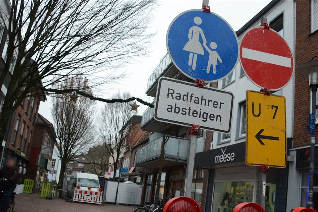 Neubau an der Wüllener Straße soll starten: Wieder Sperrung für Verkehr So sah es im vergangenen Jahr an der Wüllener Straße aus.