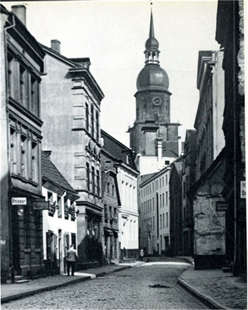 So schmal war die Kampstraße bis Mitte der 1930er Jahre.